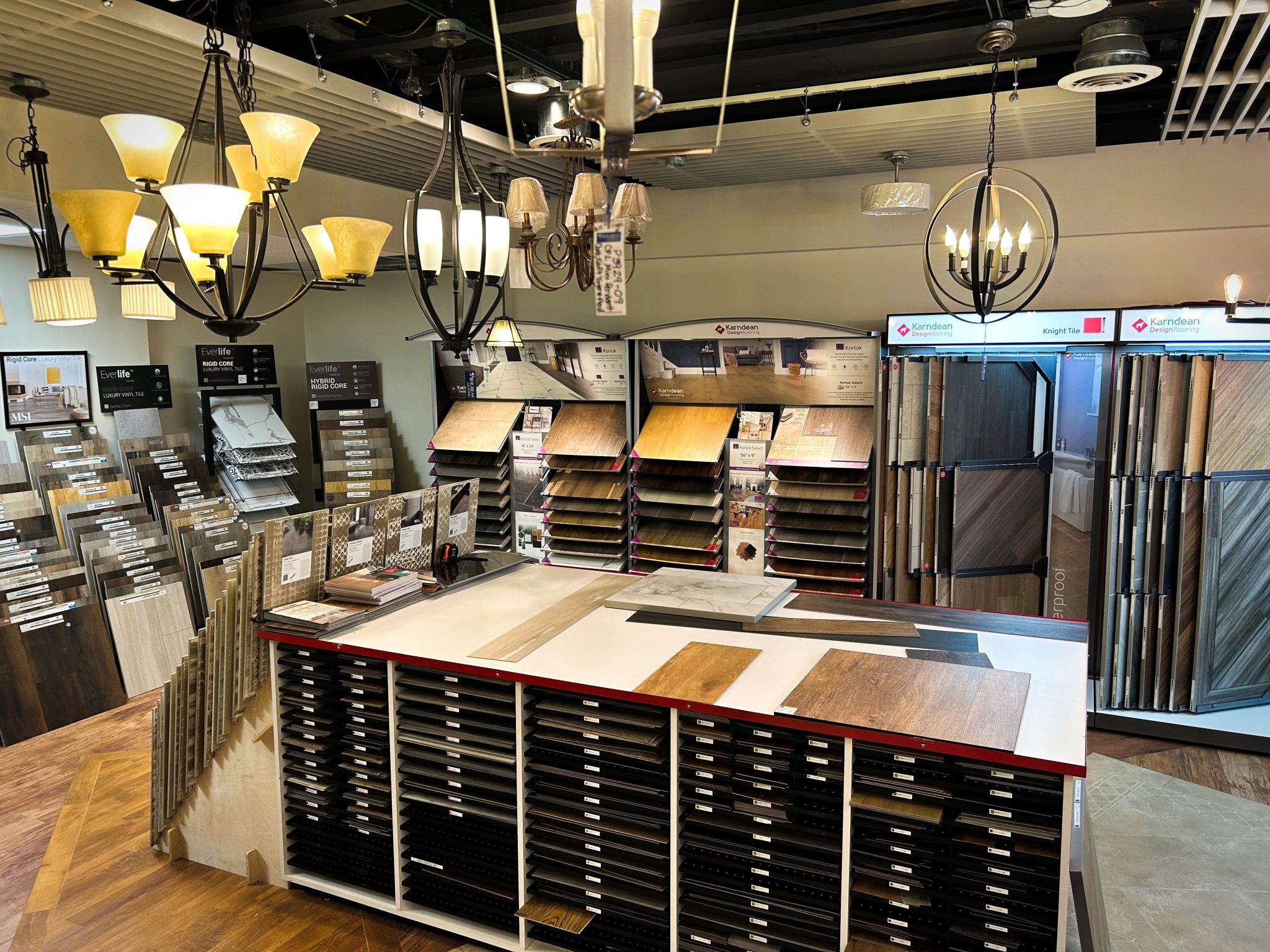 Tour the PiersonGibbs Homes Design Center Showroom